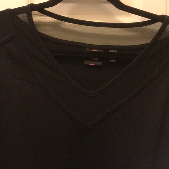 Blouse - Picture 2 of 6